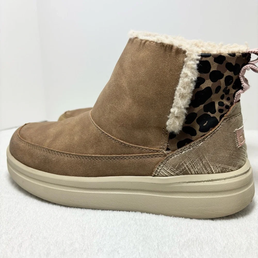 Hey Dude Kids Tan Boots with Leopard Print‎ Size 3